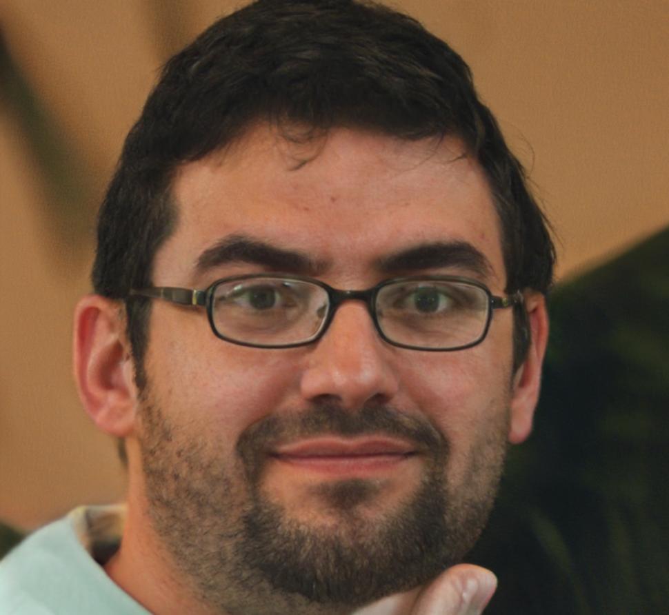 Portrait de Thomas Dubois, Analyste Principal